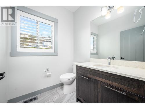 8700 Hofer Drive, Coldstream, BC - Indoor Photo Showing Bathroom