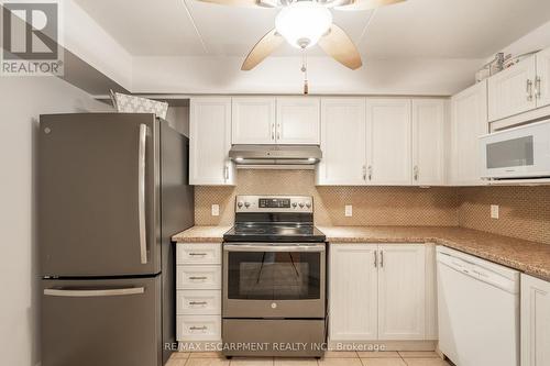 #112 -3499 Upper Middle Rd, Burlington, ON - Indoor Photo Showing Kitchen