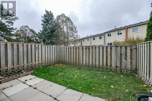 ##80 -900 Central Park Dr, Brampton, ON - Outdoor
