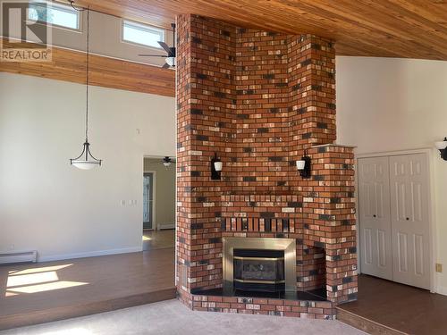 7818 Sage Drive, Coldstream, BC - Indoor With Fireplace