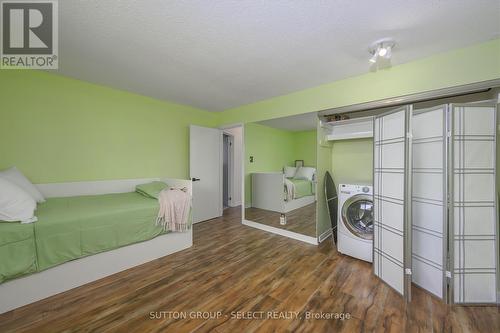 #44 -60 Fiddlers Green Rd, London, ON - Indoor Photo Showing Laundry Room