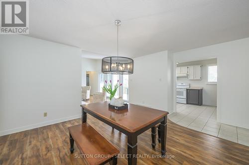 44 - 60 Fiddlers Green Road, London, ON - Indoor