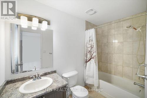 186 Maitland Street, Kitchener, ON - Indoor Photo Showing Bathroom