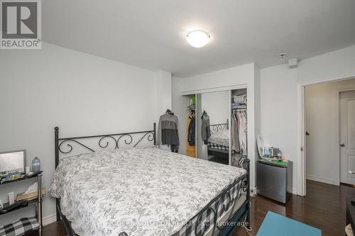 439 Wentworth Street N, Hamilton (Beasley), ON - Indoor Photo Showing Bedroom