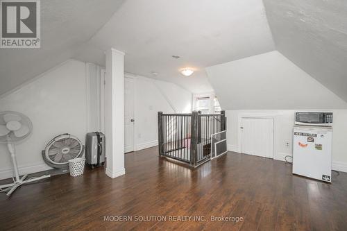 439 Wentworth Street N, Hamilton, ON - Indoor Photo Showing Other Room