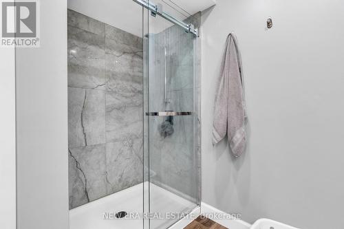 199 Napoleon St, Grey Highlands, ON - Indoor Photo Showing Bathroom