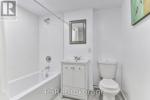 699 Upper James St, Hamilton, ON - Indoor Photo Showing Bathroom