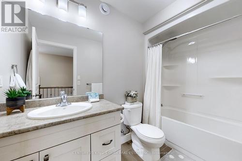 18 Cottonwood Drive, Belleville, ON - Indoor Photo Showing Bathroom