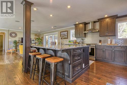 125 Country Club Boulevard, Williams Lake, BC - Indoor Photo Showing Kitchen With Upgraded Kitchen
