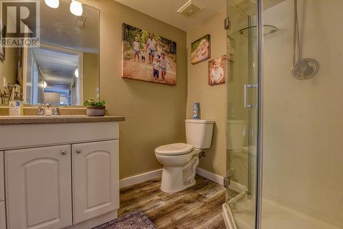 125 Country Club Boulevard, Williams Lake, BC - Indoor Photo Showing Bathroom