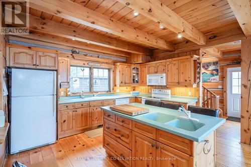 670 Concession 20  W, Tiny, ON - Indoor Photo Showing Kitchen