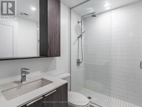 416 - 70 Annie Craig Drive, Toronto, ON - Indoor Photo Showing Bathroom