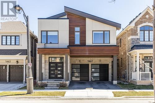 1467 Everest Crescent, Oakville, ON - Outdoor With Facade