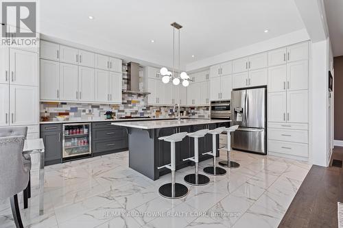 1467 Everest Crescent, Oakville, ON - Indoor Photo Showing Kitchen With Stainless Steel Kitchen With Upgraded Kitchen