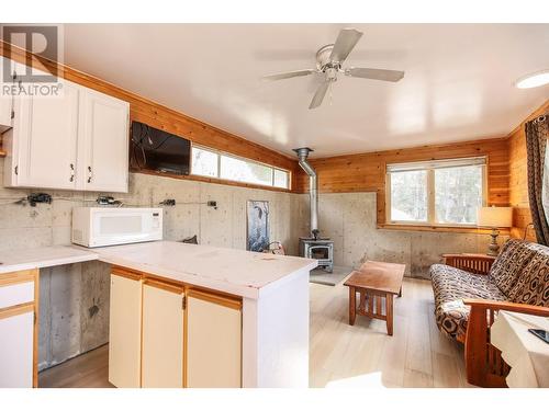 852 First Avenue, Hedley, BC - Indoor Photo Showing Kitchen