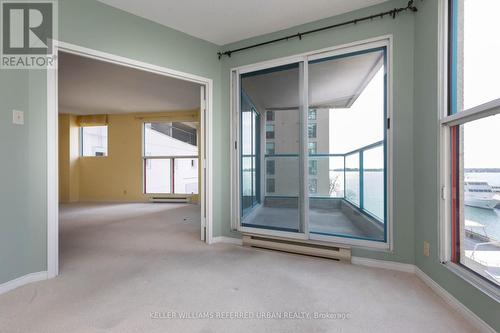 #608 -77 Harbour Sq, Toronto, ON -  Photo Showing Other Room