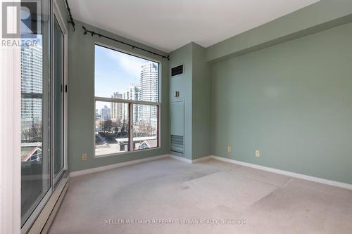 608 - 77 Harbour Square, Toronto, ON - Indoor Photo Showing Other Room