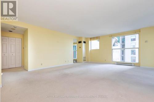 #608 -77 Harbour Sq, Toronto, ON - Indoor Photo Showing Other Room