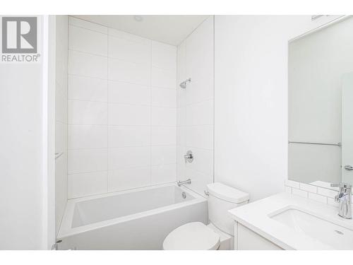 610 Academy Way Unit# 123, Kelowna, BC - Indoor Photo Showing Bathroom