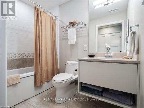 102 - 10 Dalhousie Avenue, St. Catharines, ON - Indoor Photo Showing Bathroom