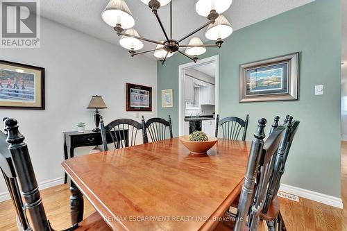 #23 -20 Meadowlands Blvd, Hamilton, ON - Indoor Photo Showing Dining Room