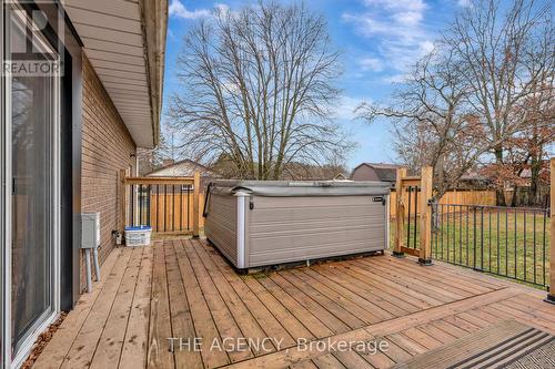 423 Mcdowell Road E, Norfolk (Simcoe), ON - Outdoor With Deck Patio Veranda With Exterior