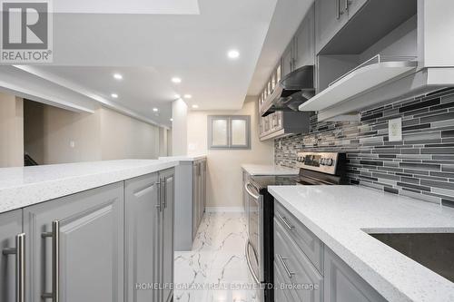 7 Mosely Crescent, Ajax, ON - Indoor Photo Showing Kitchen