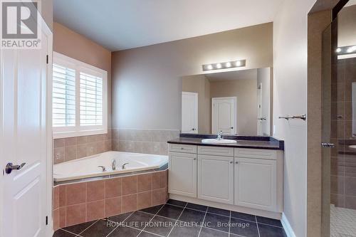 131 Lady Nadia Drive, Vaughan, ON - Indoor Photo Showing Bathroom