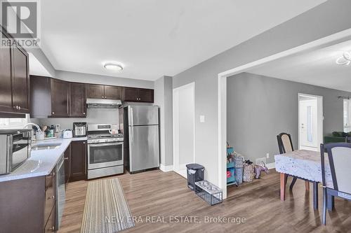 37 Stather Crescent, Markham, ON - Indoor Photo Showing Kitchen With Double Sink