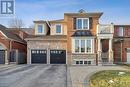 355 Cheryl Mews Boulevard, Newmarket, ON  - Outdoor With Facade 