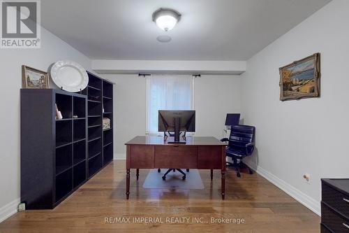 29 Vesta Dr, Richmond Hill, ON - Indoor Photo Showing Office