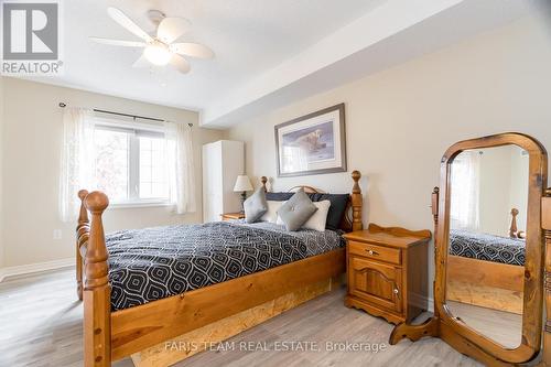 #18 -41 Coulter St, Barrie, ON - Indoor Photo Showing Bedroom