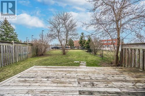 128 Pickett Cres, Barrie, ON - Outdoor