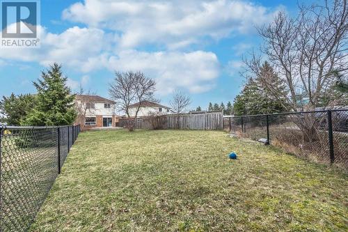 128 Pickett Cres, Barrie, ON - Outdoor
