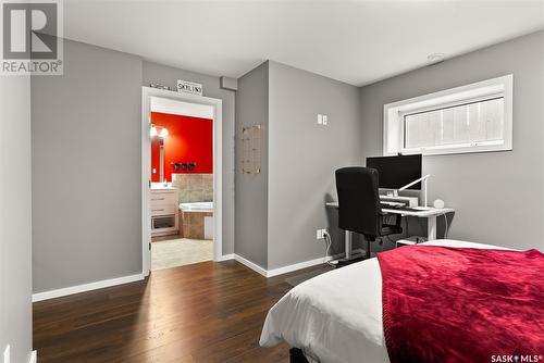 211 7Th Street, Pilot Butte, SK - Indoor Photo Showing Bedroom