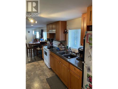 4737 Davis Avenue, Terrace, BC - Indoor Photo Showing Kitchen With Double Sink