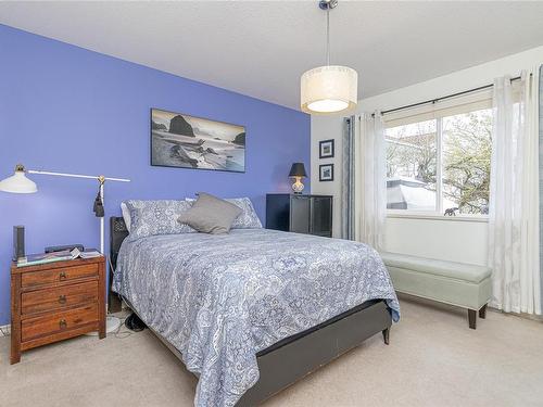 17-332 Belaire St, Ladysmith, BC - Indoor Photo Showing Bedroom