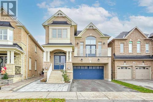 35 Yakefarm Blvd, Whitchurch-Stouffville, ON - Outdoor With Balcony With Facade