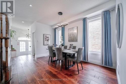 35 Yakefarm Blvd, Whitchurch-Stouffville, ON - Indoor Photo Showing Dining Room