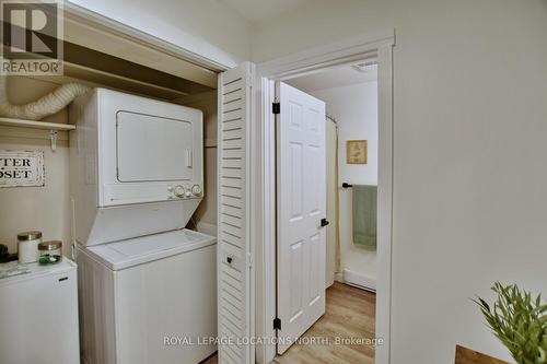 207 Escarpment Crescent, Collingwood, ON - Indoor Photo Showing Laundry Room