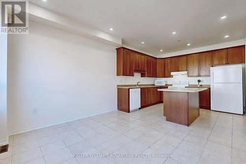 3873 Mayla Dr, Mississauga, ON - Indoor Photo Showing Kitchen