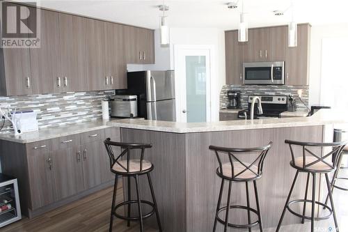 153 Tupper Avenue, Yorkton, SK - Indoor Photo Showing Kitchen With Upgraded Kitchen