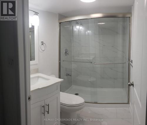 1372 Wallig Avenue, Oshawa, ON - Indoor Photo Showing Bathroom