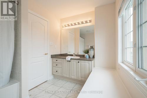 48 Lucida Crt, Whitchurch-Stouffville, ON - Indoor Photo Showing Other Room