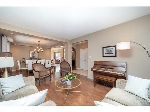 65 Decona Terrace, Ottawa, ON 