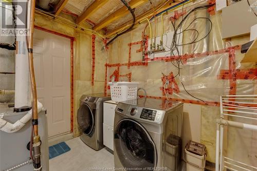 1292 Clover ..., Windsor, ON - Indoor Photo Showing Laundry Room