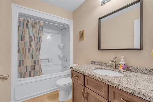 43 Sonoma Valley Crescent, Hamilton, ON - Indoor Photo Showing Bathroom