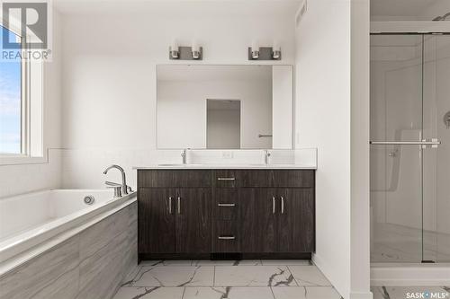 5424 Nicholson Avenue, Regina, SK - Indoor Photo Showing Bathroom