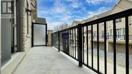 1 Gardeners Lane, Markham, ON - Outdoor With Balcony With Exterior