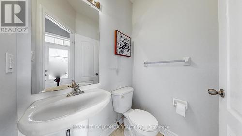 52 Pearcey Cres E, Barrie, ON - Indoor Photo Showing Bathroom